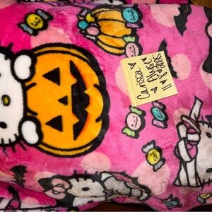 Hello Kitty Halloween Blanket